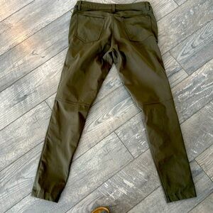 Lulu ABC size 30 light use skinny